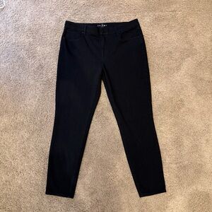 White House Black Market black 16 Long Skinny Jeans